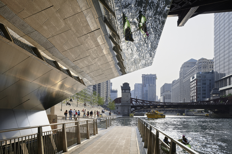 CHICAGO RIVERWALK, © IWAN BAAN AND KATE JOYCE STUDIOS